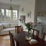 Vila Hesha דירה *