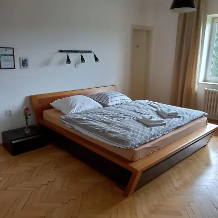 Apartment Vila Hesha *